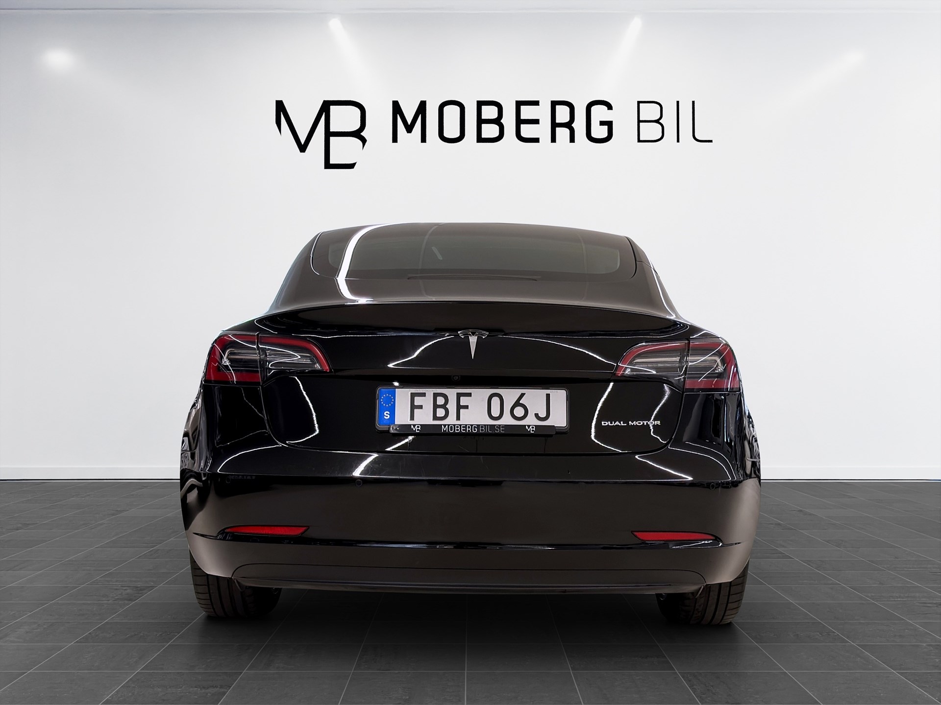 Tesla Model 3 Long Range 498hk AWD Pano Läder Navi B-Kamera