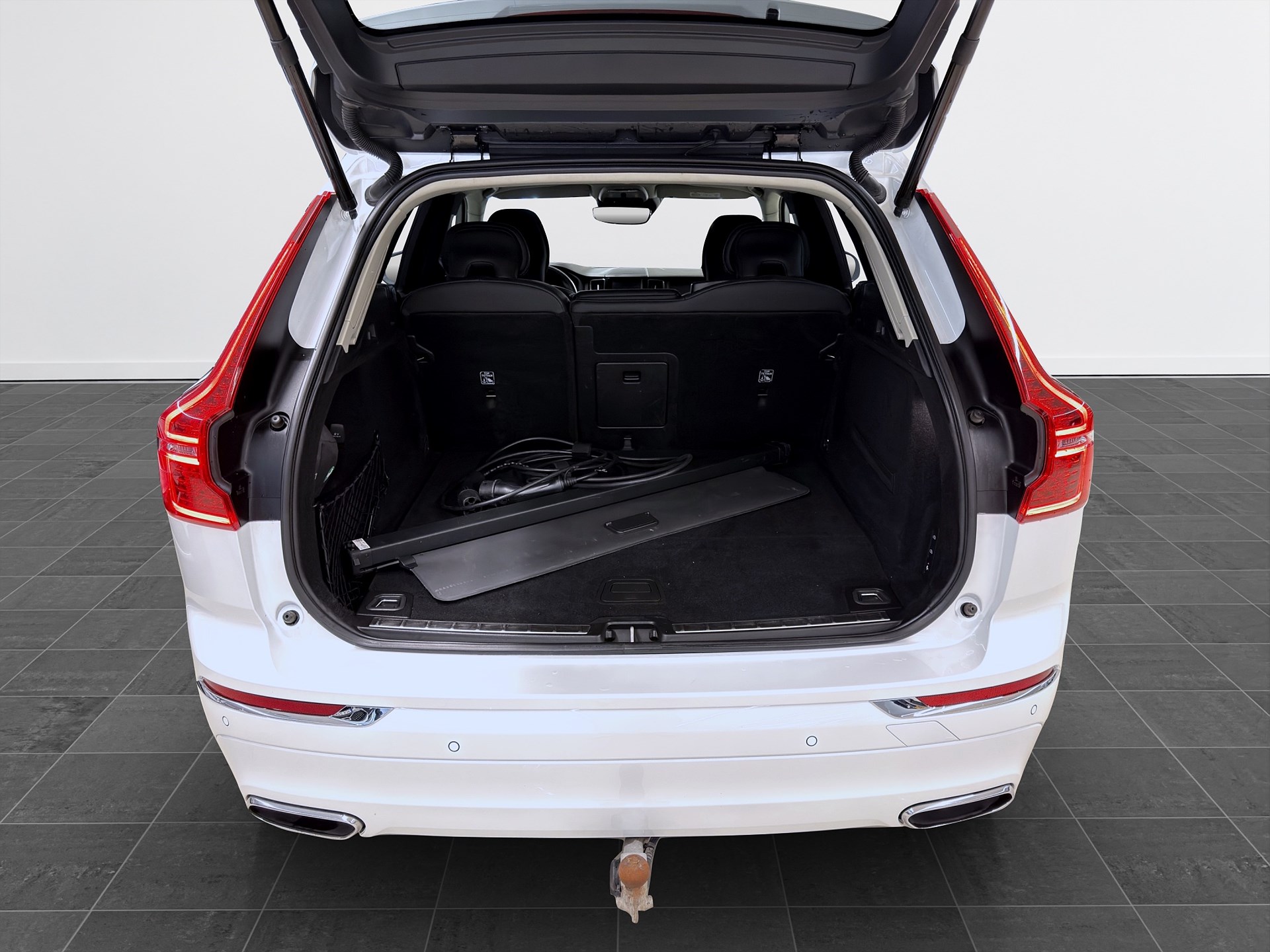 Volvo XC60 T8 392hk Inscription H/K 360 Massage