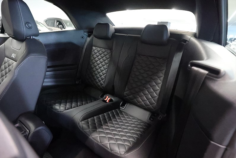 Volkswagen T-Roc Cabriolet 1.5 TSI 150hk R Line Läder Beats B-Kamera