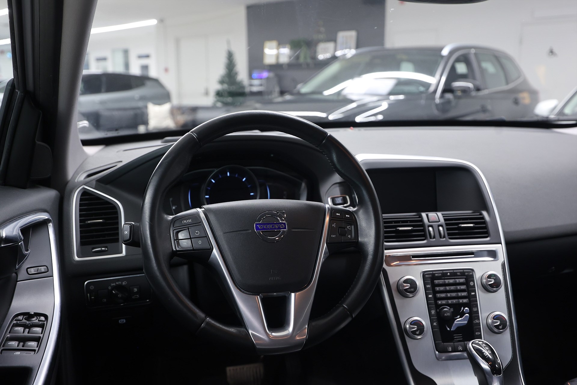Volvo XC60 D4 190hk Ocean Race Navi Värmare Skinn