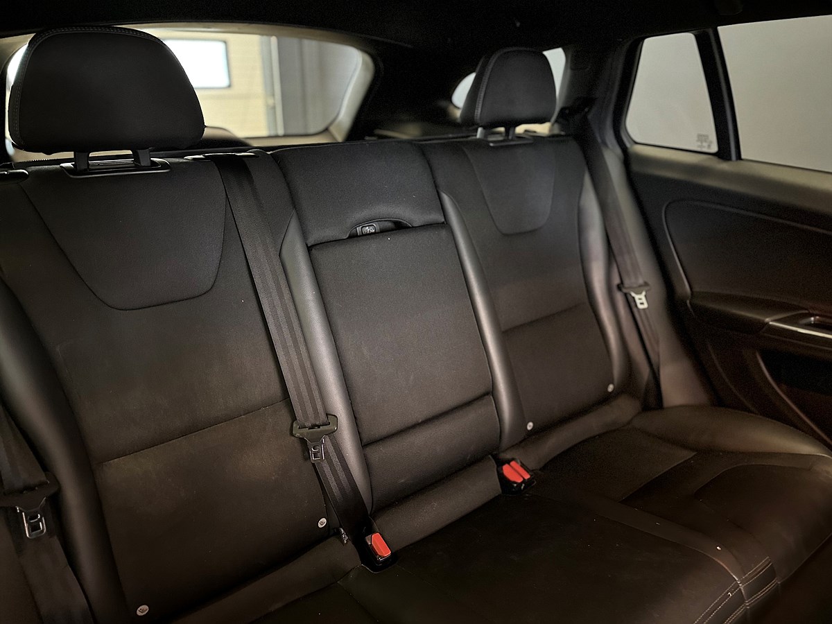 Volvo V60 Cross Country – bild 19