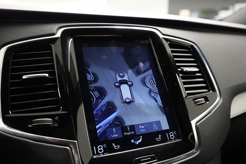 Volvo XC90 T8 AWD Inscription 7-Sits Pano Drag HUD