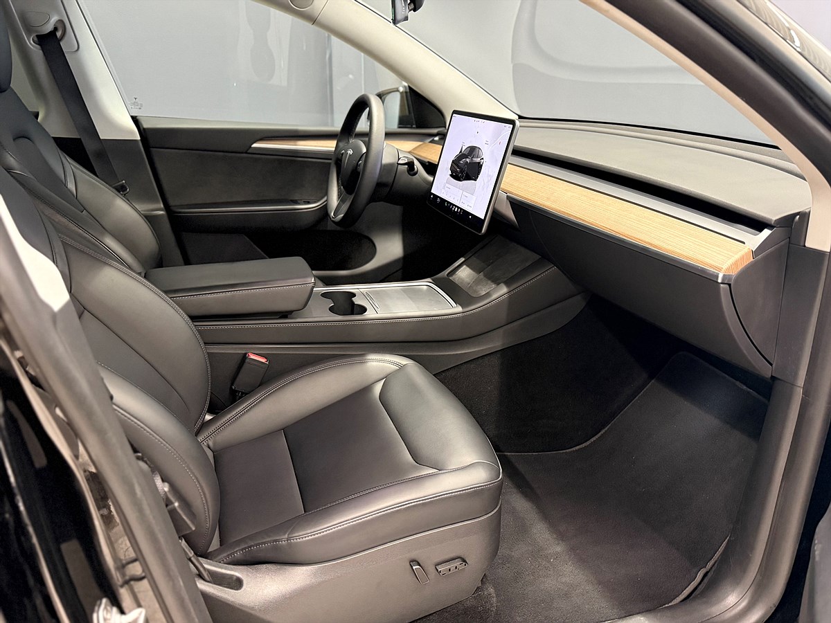 Tesla Model Y – bild 22