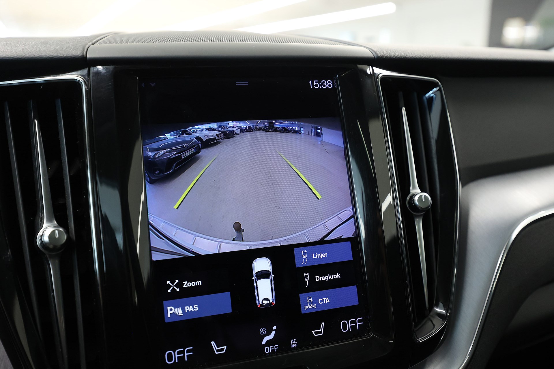Volvo XC60 Recharge T6 AWD 340hk Inscription Pano CarPlay B-Kamera