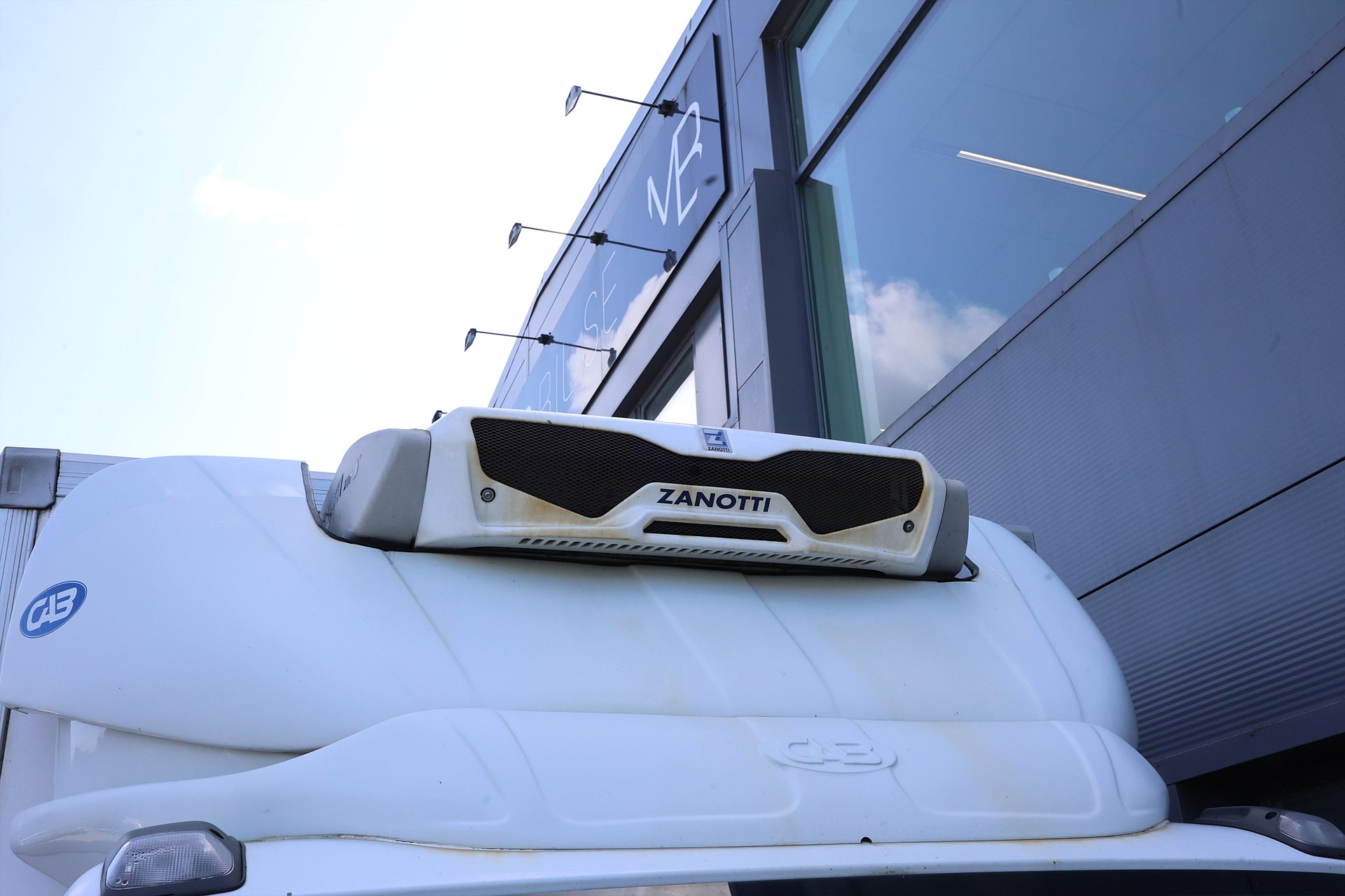 Iveco Daily 2.3 JTD 146hk Kylbil BG-Lyft Webasto LEASEBAR