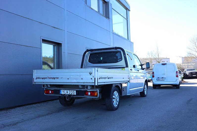 Volkswagen Transporter DH 2.0 TDi 150hk Värmare LED Drag MOMS