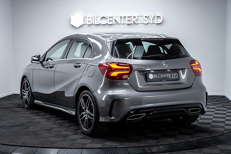 Mercedes-benz A-Klass 2018 - miniatyr 10