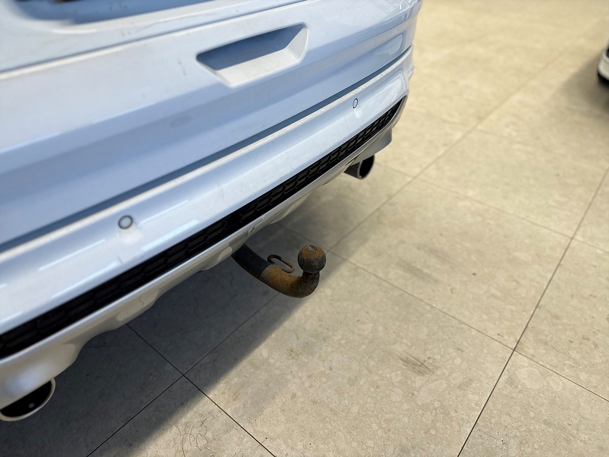 Ford Kuga – bild 6