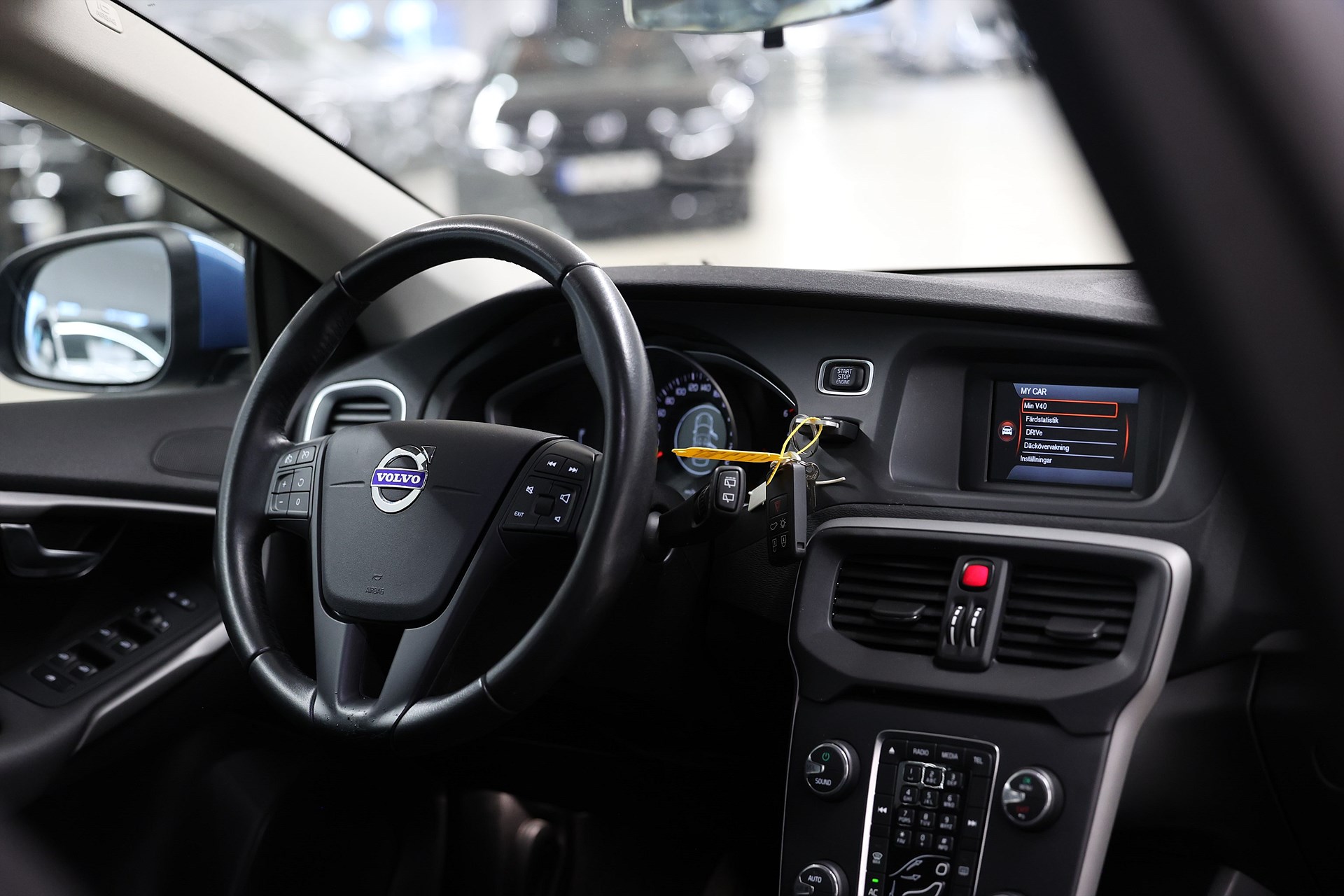 Volvo V40 D2 120hk *Hjulkampanj!* Kinetic Värmare PDC Farth