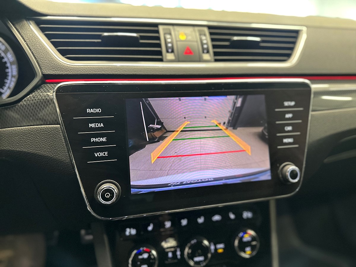 Škoda Superb – bild 17