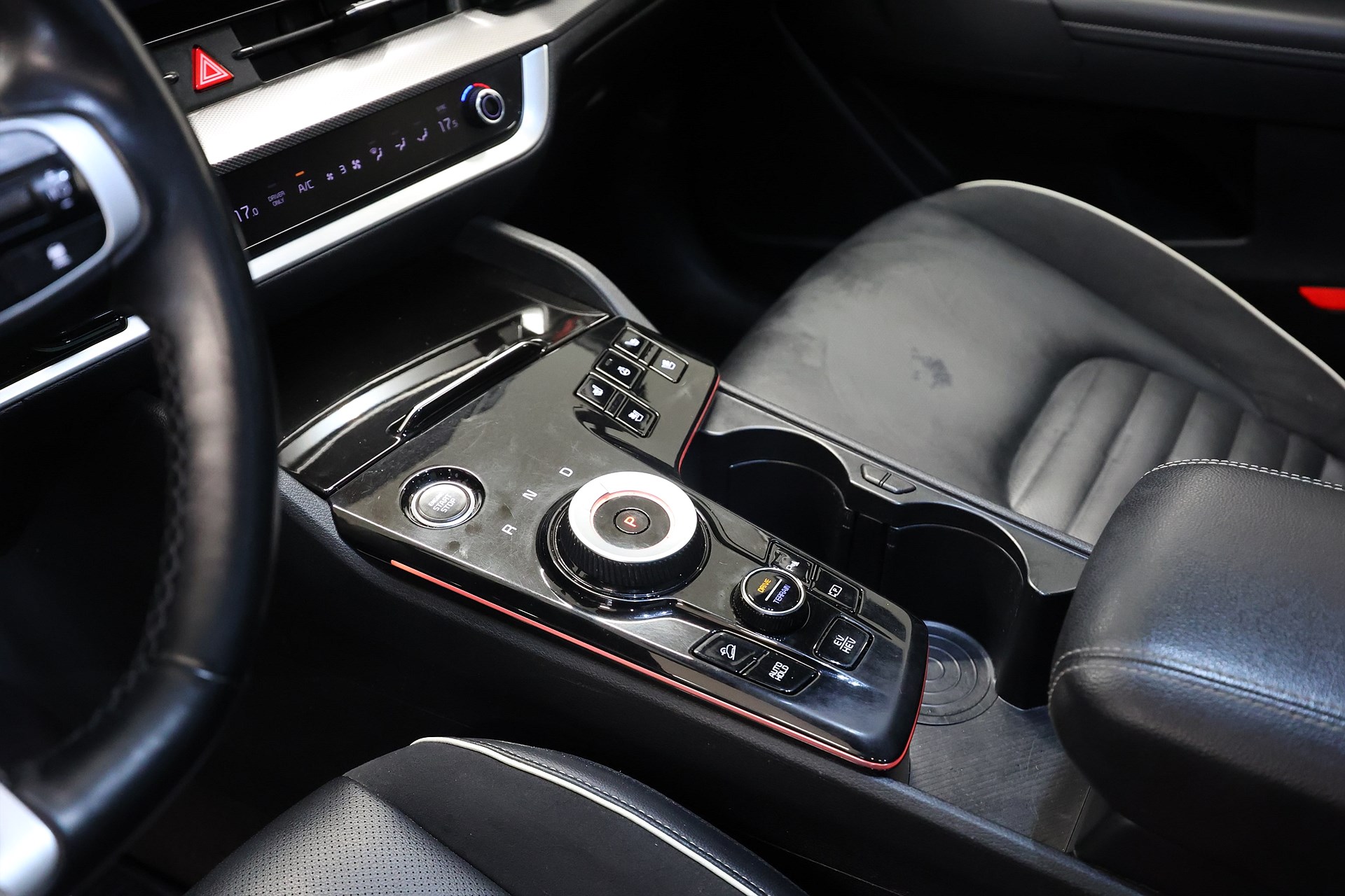 Kia Sportage PHEV 265hk *Inbyteskampanj!* GT Line Pano H/K Navi