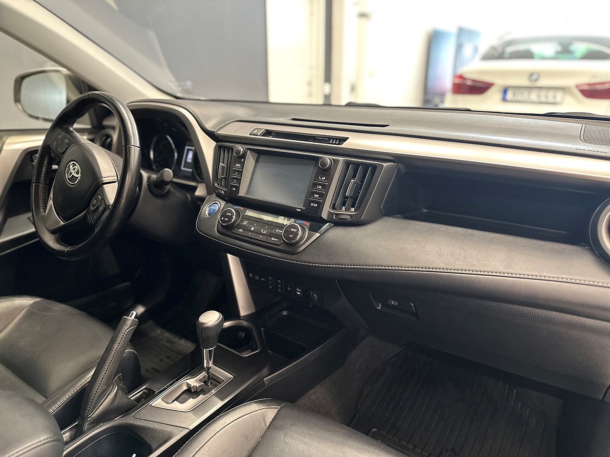 Toyota RAV4 – bild 11