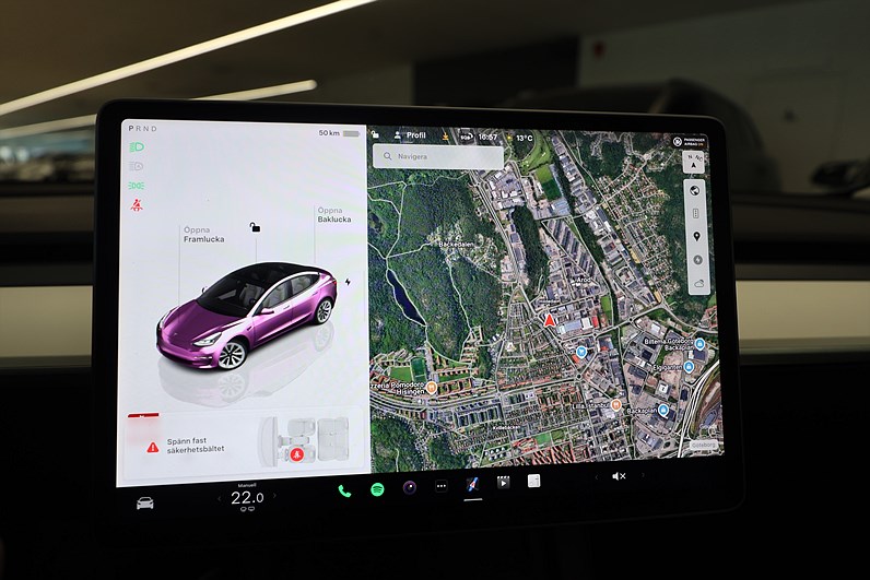Tesla Model 3 Long Range AWD 440hk AP Pano Läder Navi Drag
