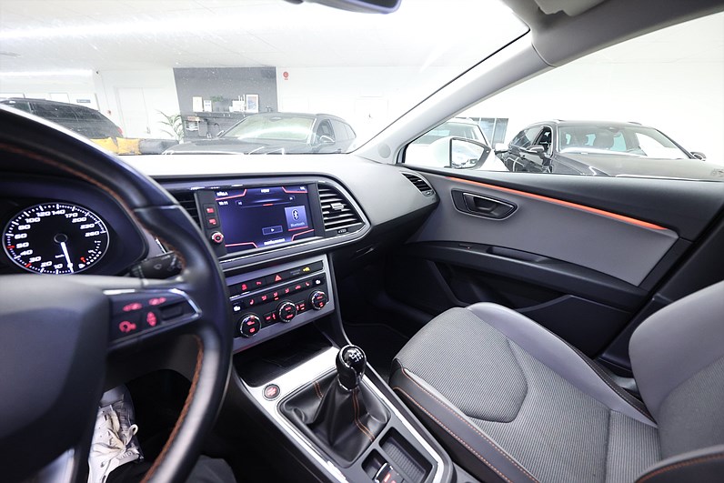 Seat Leon X-Perience 1.4 TSI ST 125hk B-Kamera Keyless Carplay