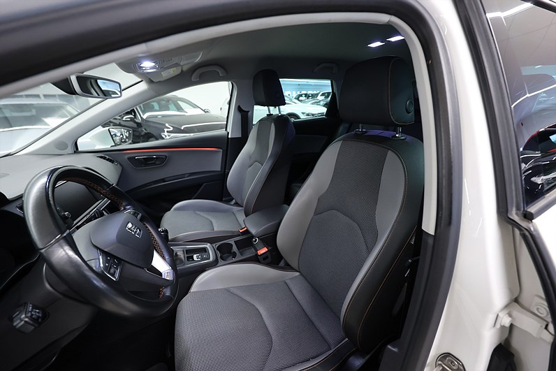 Seat Leon X-Perience 1.4 TSI ST 125hk B-Kamera Keyless Carplay