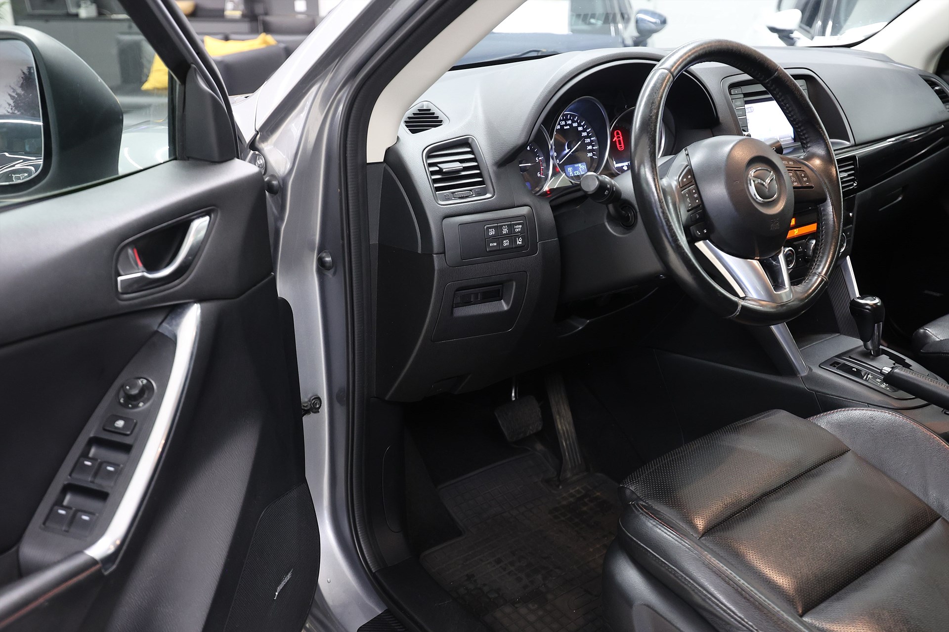 Mazda CX-5 2.2 DE AWD 175hk *Hjulkampanj!* Optimum BOSE Drag Navi Keyless