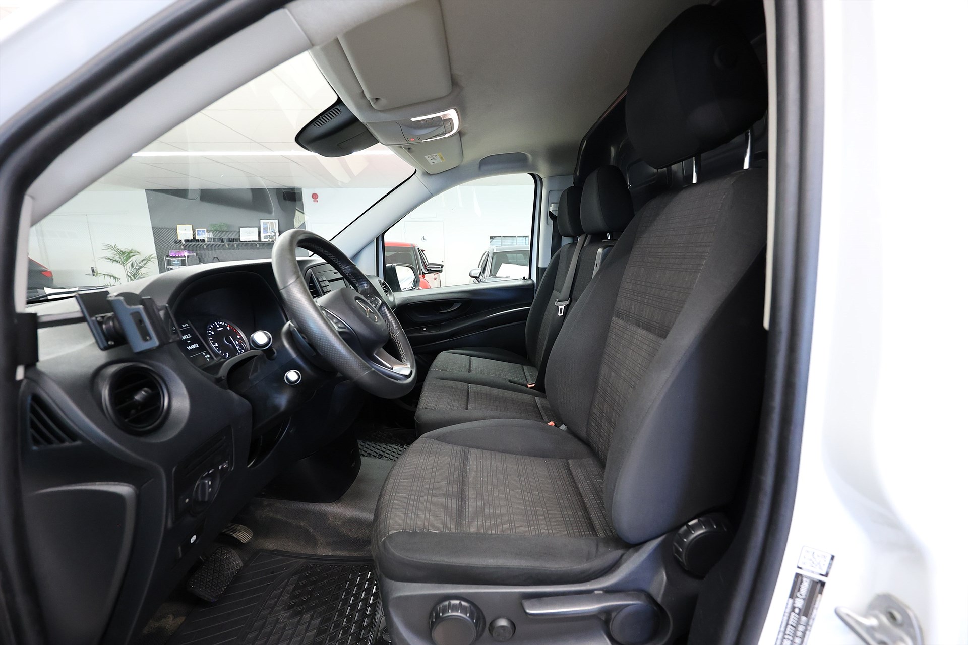 Mercedes-Benz Vito 116 CDI 163hk Tempmatic V-Inrett Värmare B-kamera