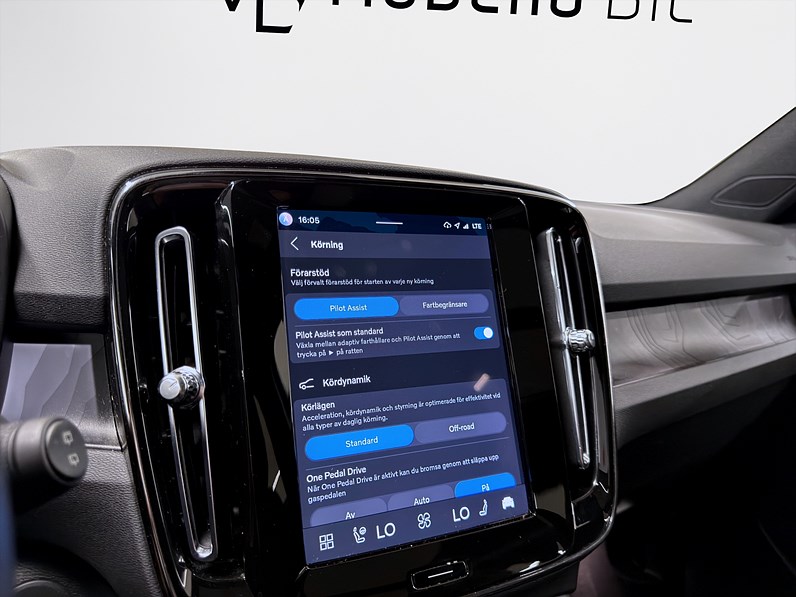 Volvo XC40 Recharge Twin 408hk Ultimate H/K 360 Navi Läder