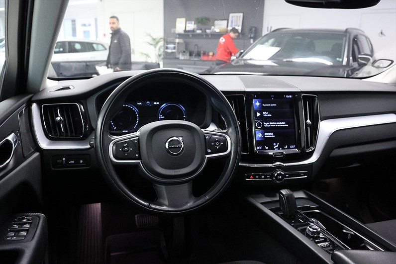 Volvo XC60 Recharge T6 AWD 340hk Inscription Exp H/K Pano