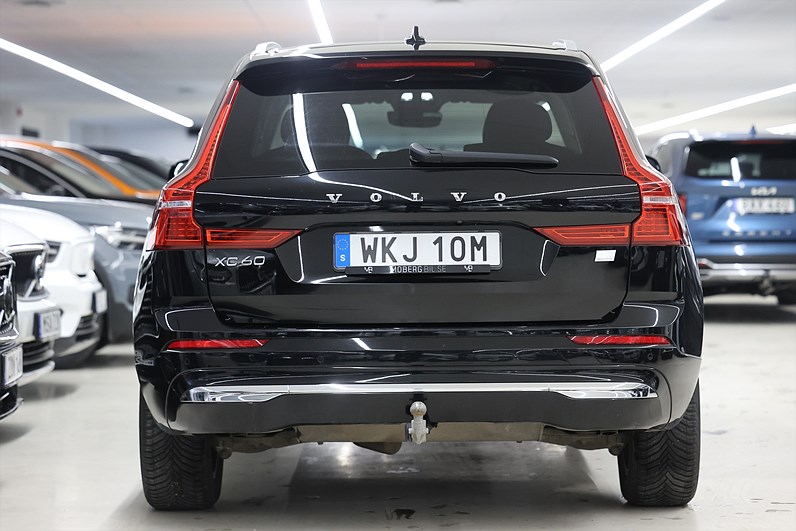 Volvo XC60 Recharge T6 AWD 350hk *Hjulkampanj!* Core Drag