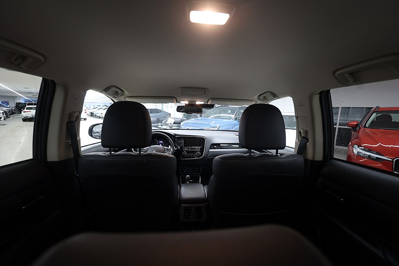 Mitsubishi Outlander 2.0 4WD 150hk Business Keyless