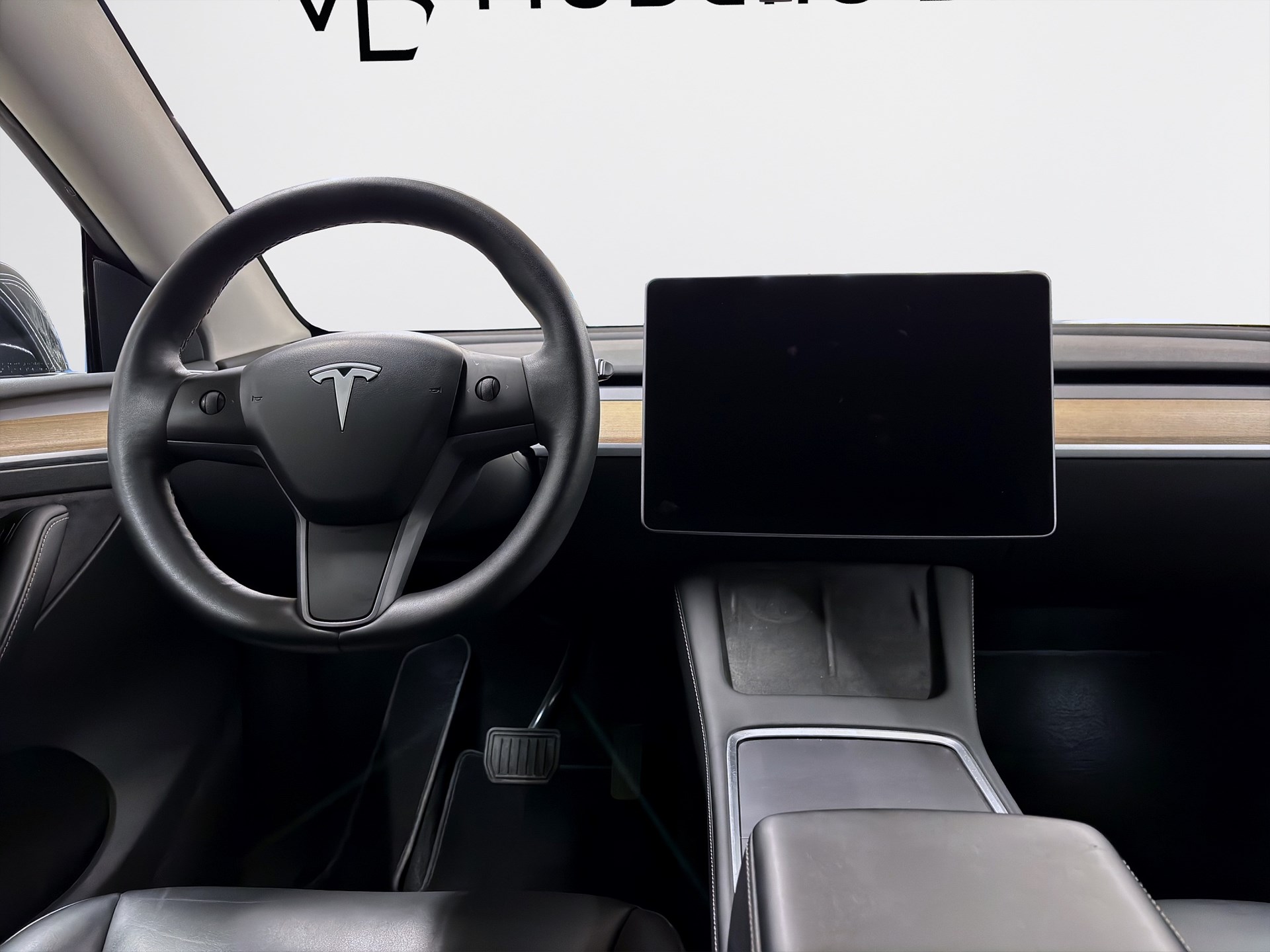 Tesla Model Y Long Range AWD 514hk Pano Läder Drag Navi