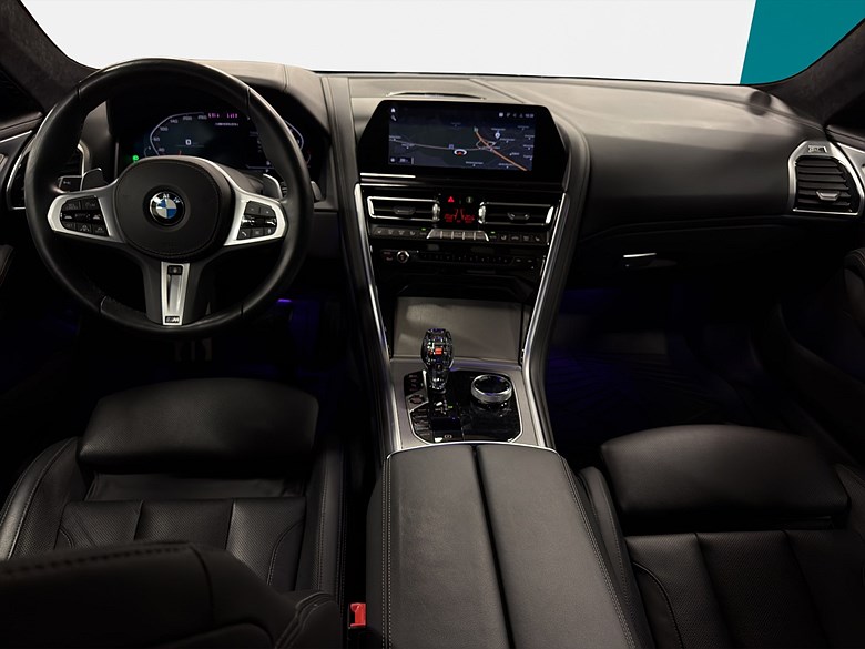 BMW M850i xDrive Kolfibertak B&W Laserlight, 360°, Navi 2020, svart – bild 19 av 27, begagnad hos Niber i Järfälla