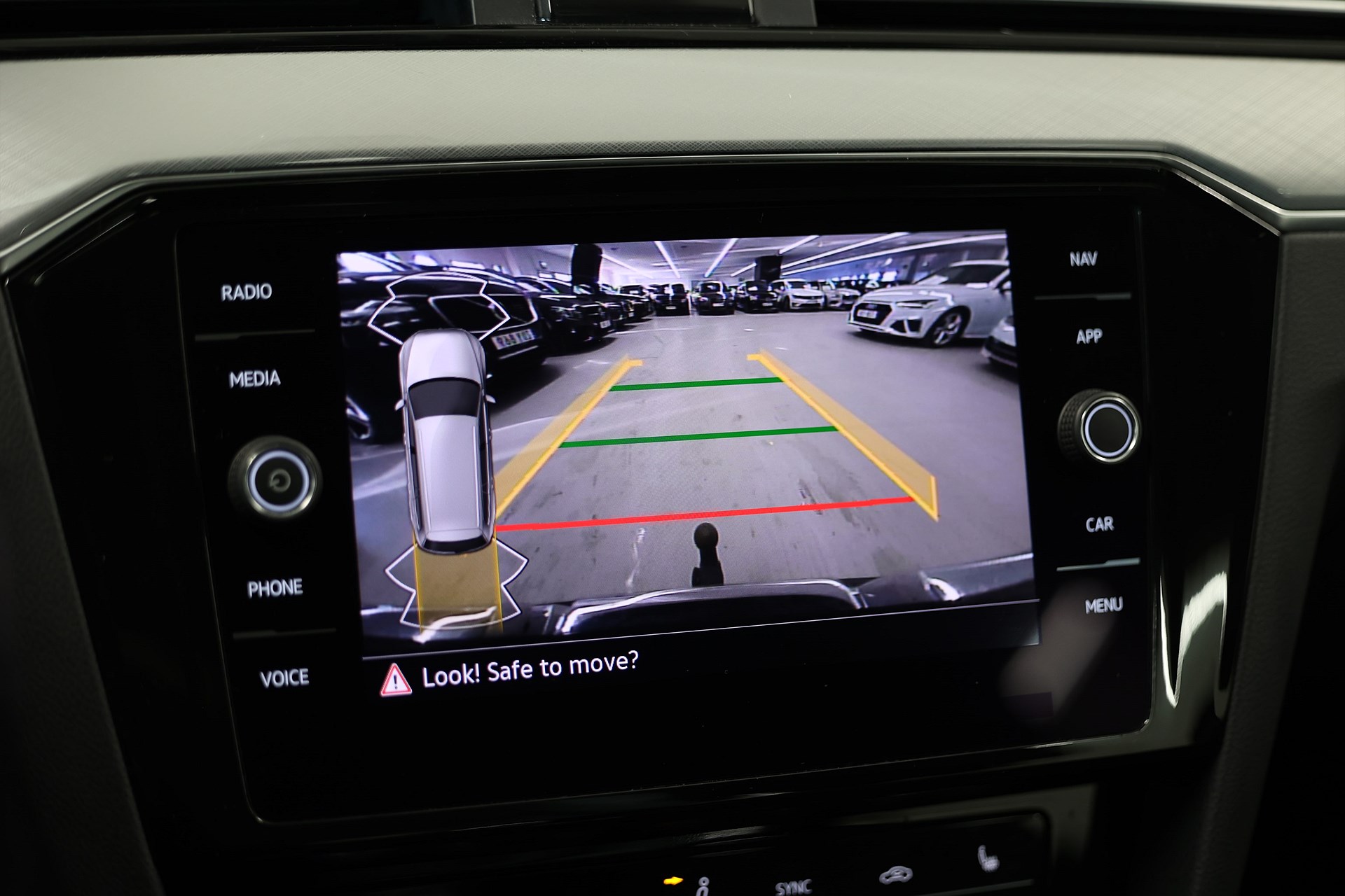 Volkswagen Passat GTE IQ Cockpit B-kamera Drag Värmare MOMS