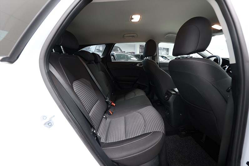 Kia Ceed Sportswagon Plug-in Hybrid DCT Advance B-kamera Drag