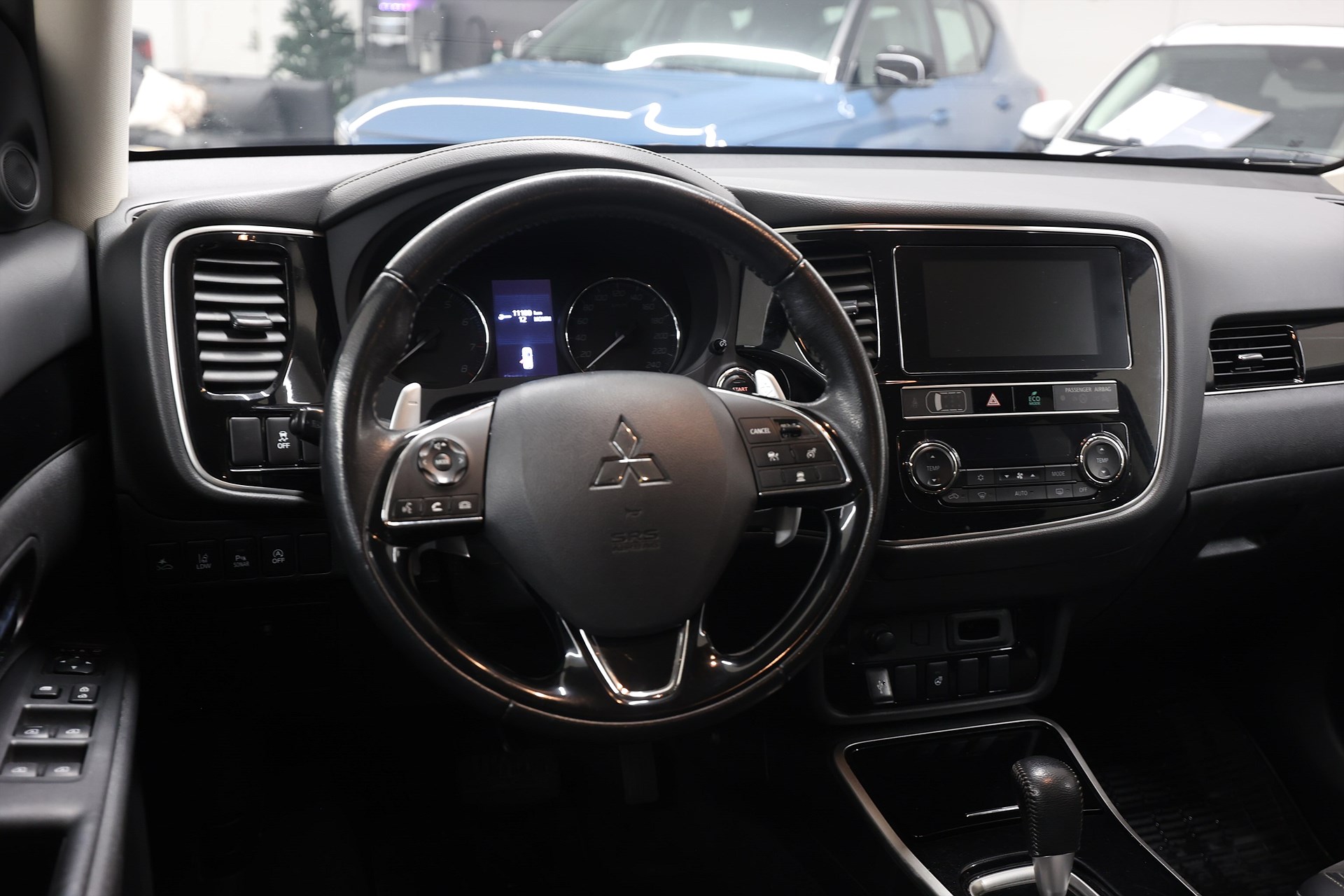 Mitsubishi Outlander 2.0 4WD 150hk Business Keyless