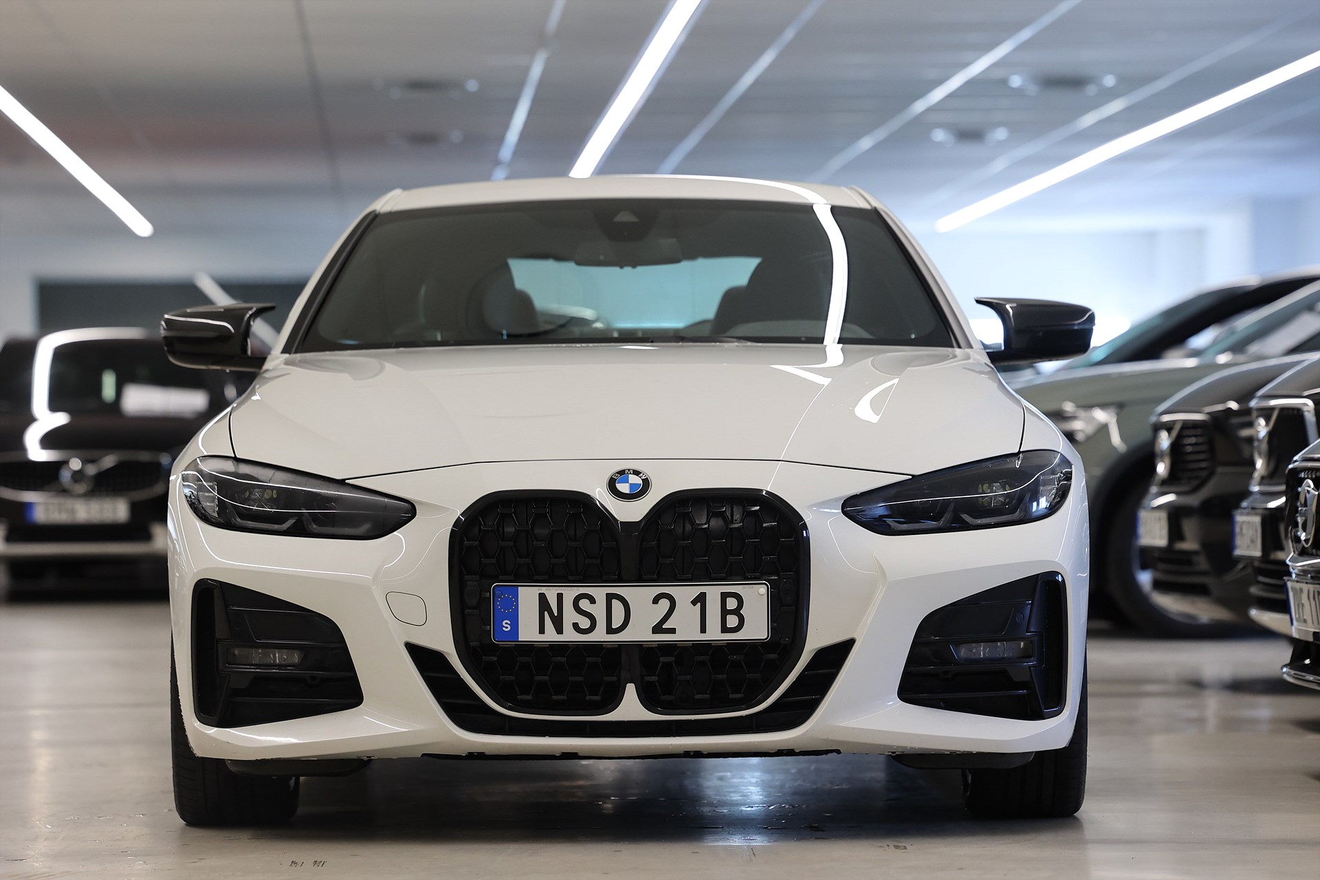 BMW 420i Coupé 184hk M Sport Alcantara B-kamera Rattvärme Carplay