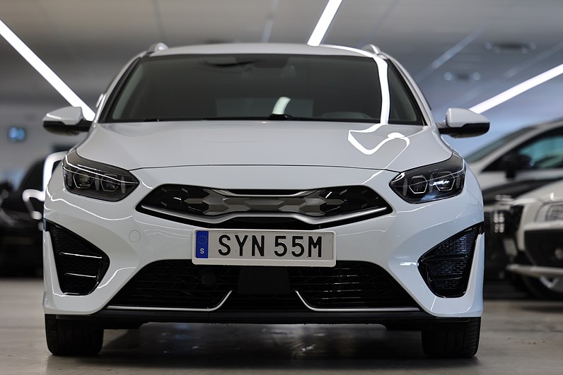 Kia Ceed SW PHEV 141hk Advance B-kamera Värmare LED