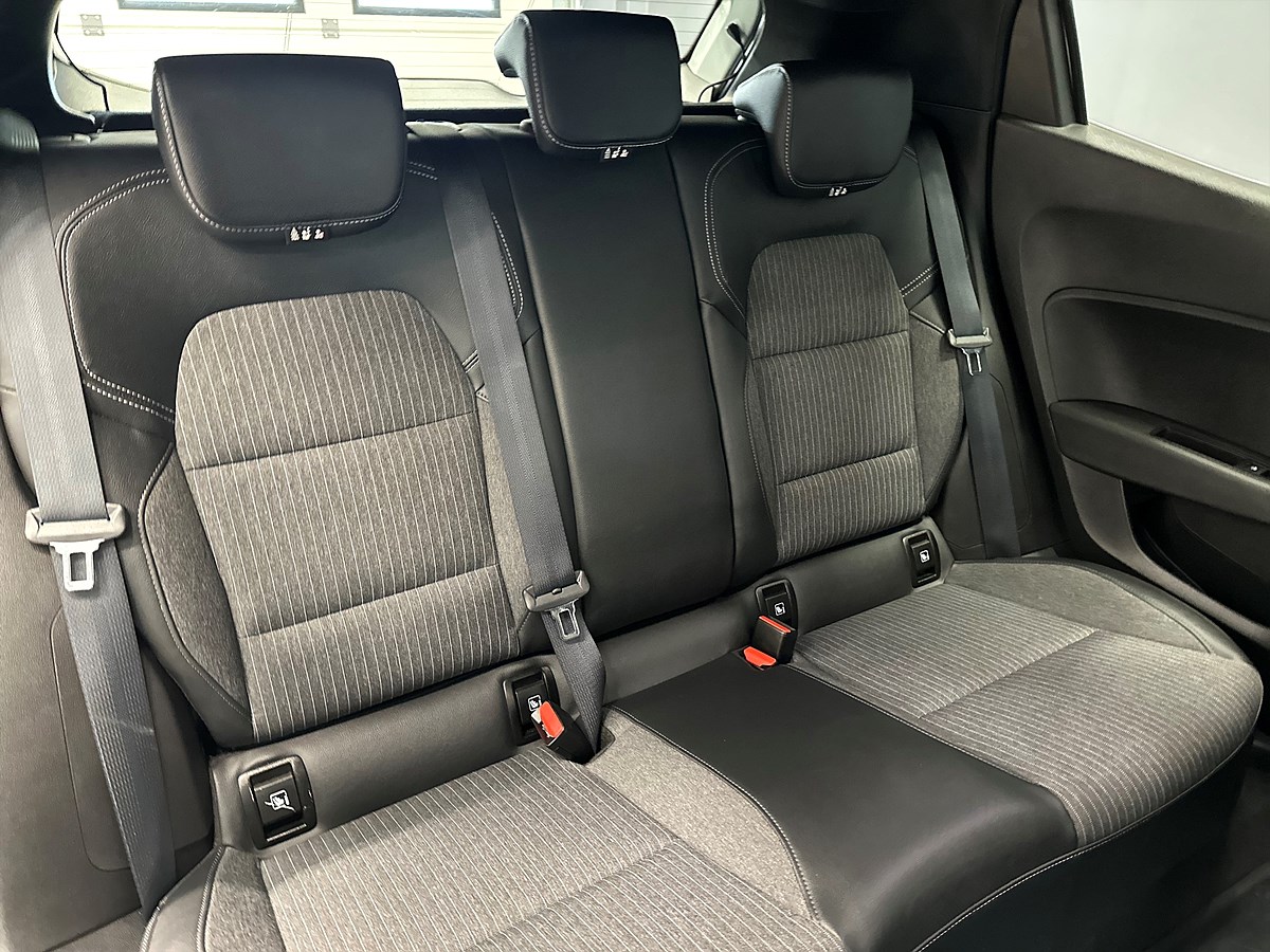 Renault Clio – bild 17