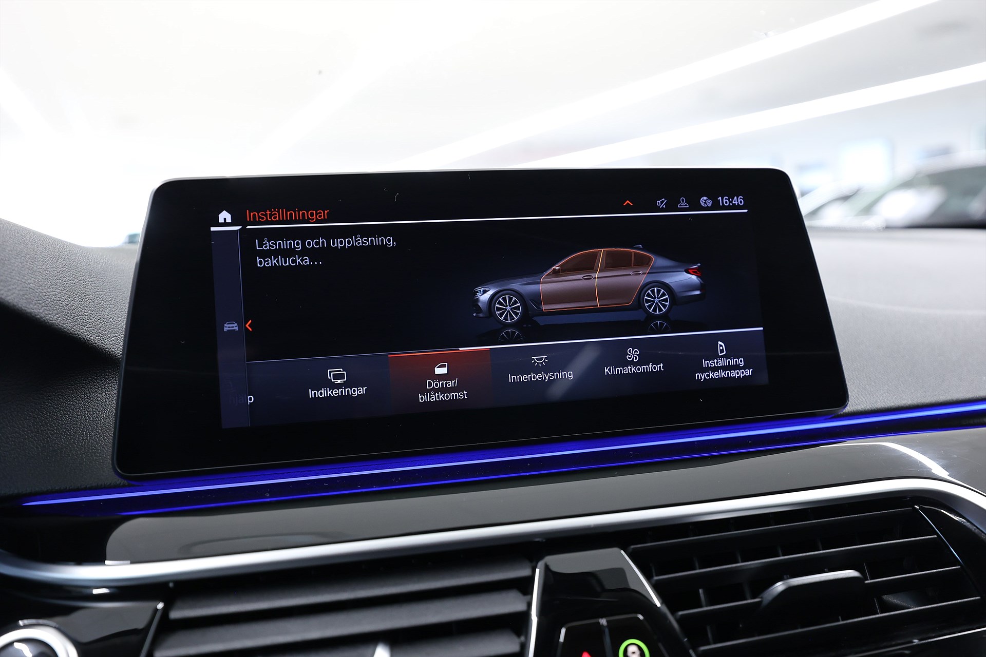 BMW 520d xDrive Sedan 190hk Sport Line Shadowline B-Kamera Drag