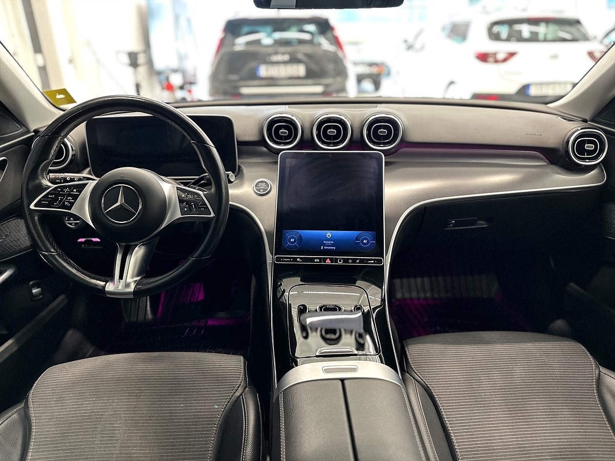 Mercedes-Benz C200 – bild 13
