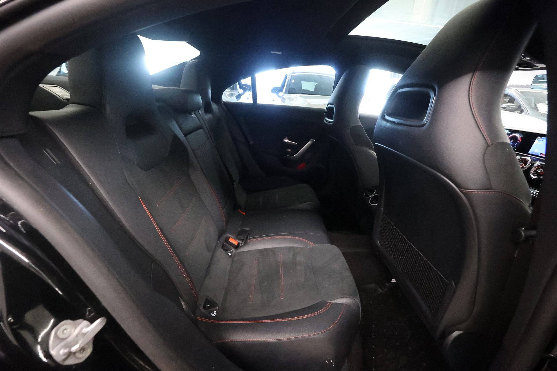 Mercedes-Benz CLA 250 e 218hk AMG Pano Värmare Widescreen