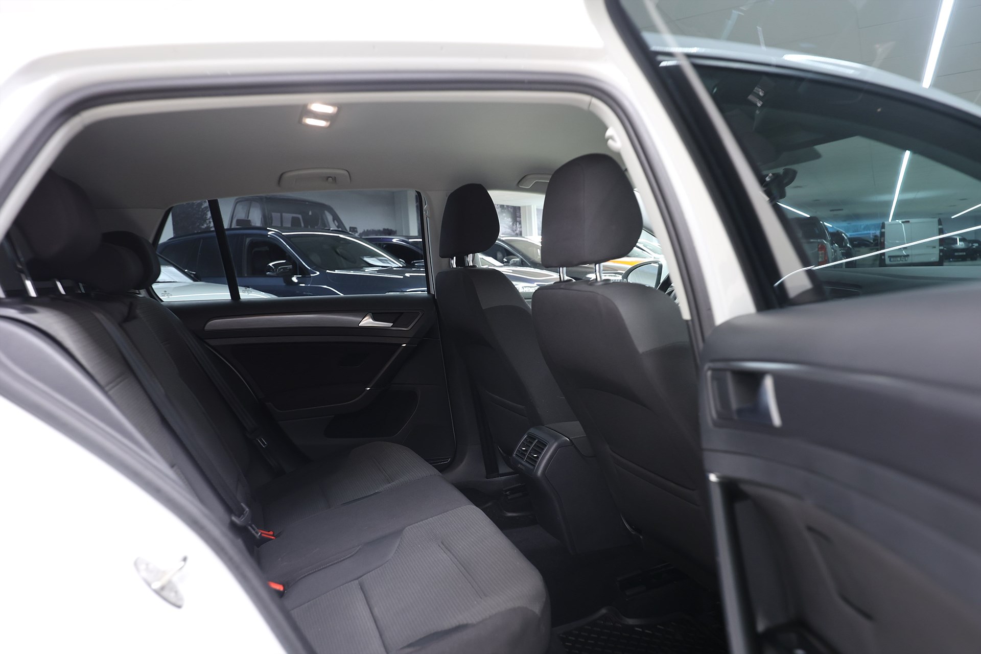 Volkswagen Golf 1.0 TSI 110hk Base Carplay