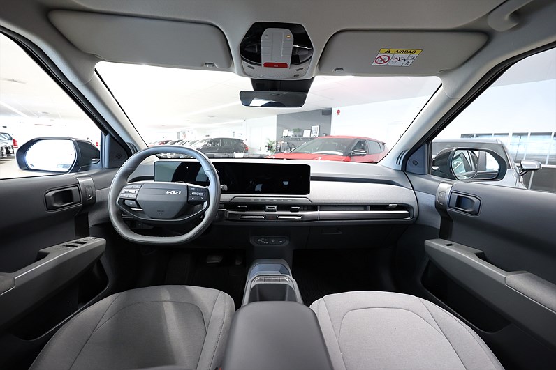 Kia EV3 Long Range 204hk Plus B-kamera Navi Widescreen MOMS