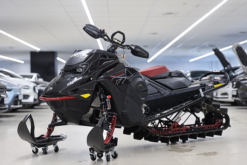 Ski-doo Freeride 850 Turbo R 154