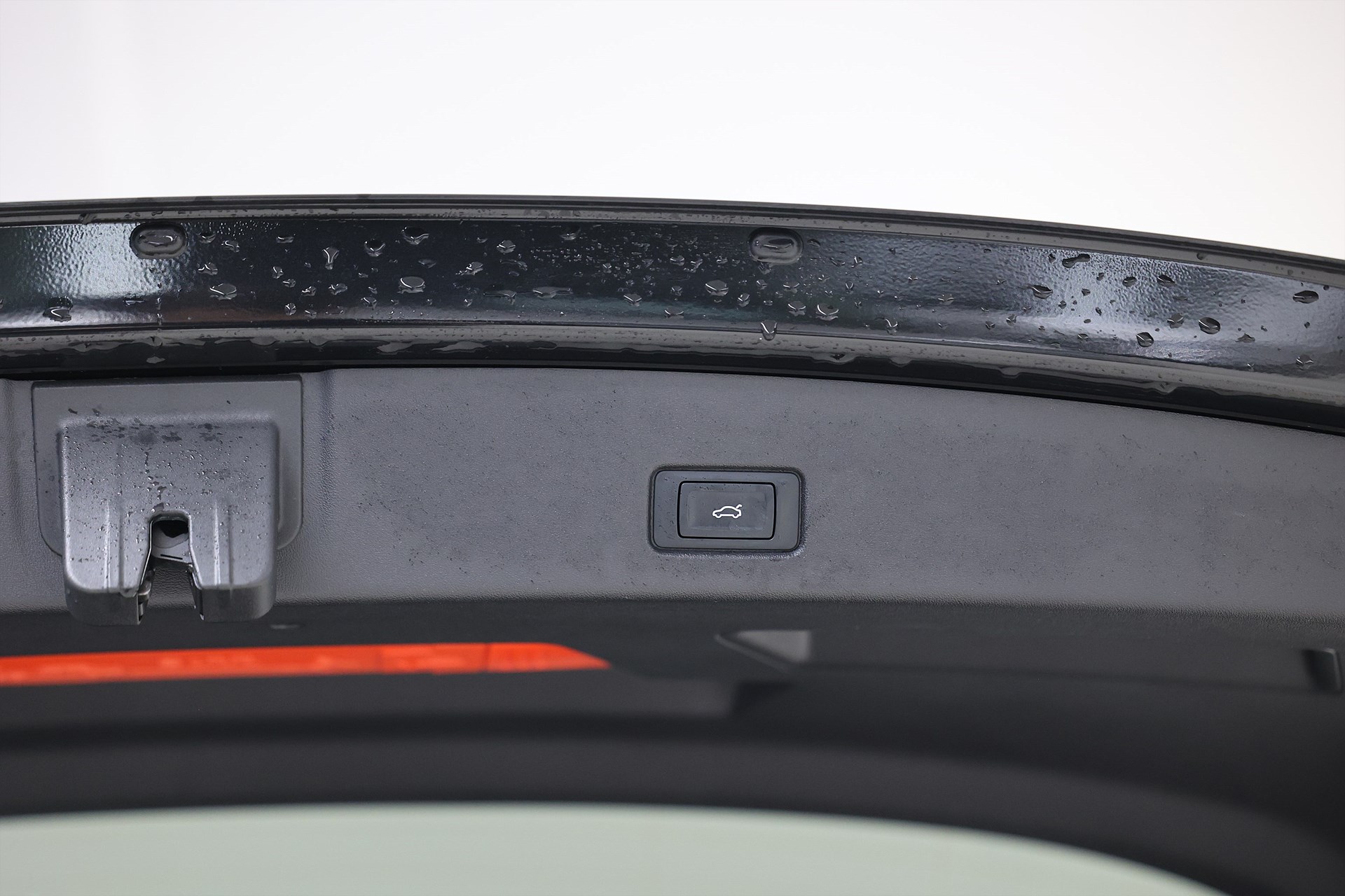 Audi Q4 40 e-tron 204hk *Hjulkampanj!* B-kamera Navi Värmare Black pkt