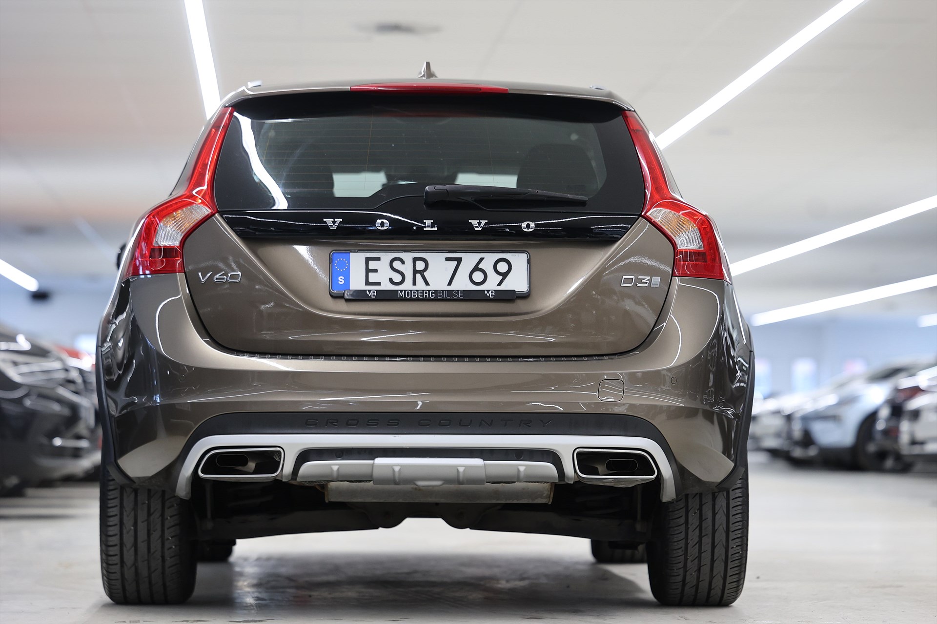 Volvo V60 Cross Country D3 150hk Classic Navi Värmare Keyless