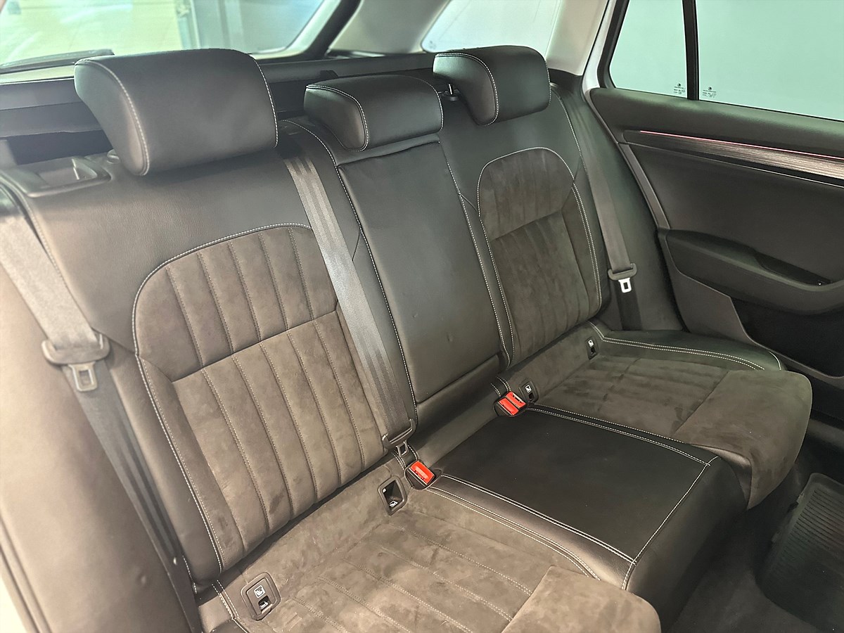 Škoda Superb – bild 23