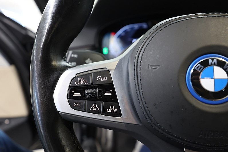 BMW 530e xDrive Touring M-Sport Innovation HUD Drag 360 MOMS