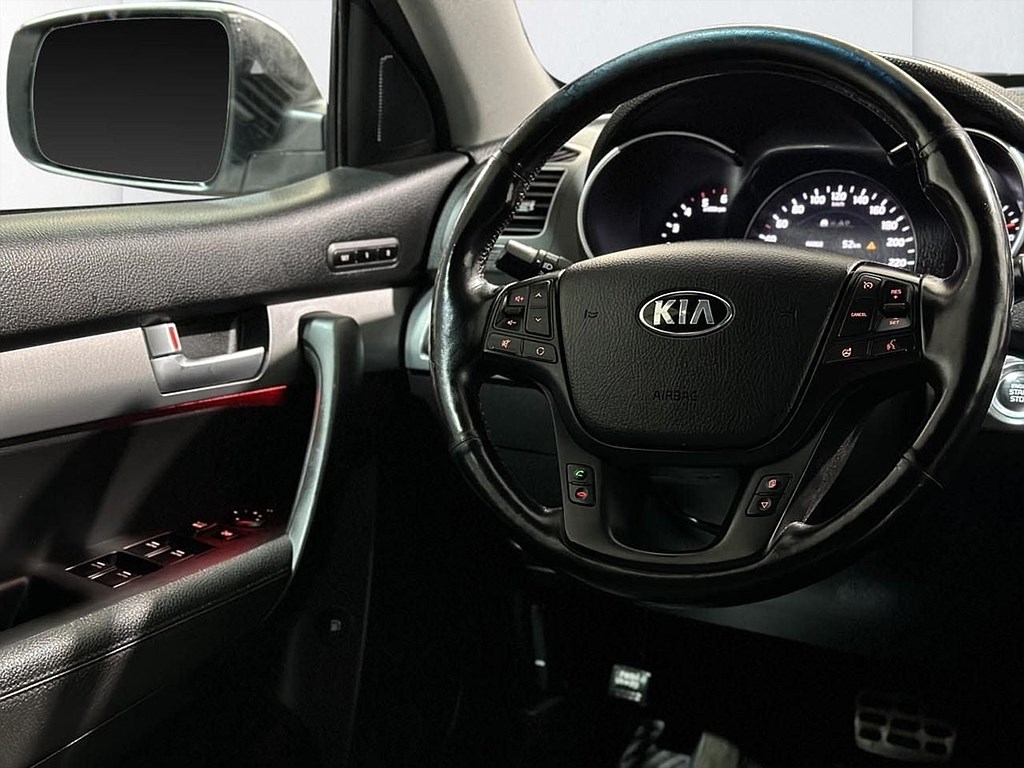 Kia Sorento 2.2 CRDi 4WD 7-sits Drag Panorama Skinn Navi 197hk – bild 21 av 26