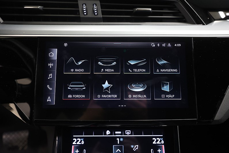 Audi e-tron 50 Quattro 313hk *Hjulkampanj!* Proline Navi B-kamera Drag MOMS