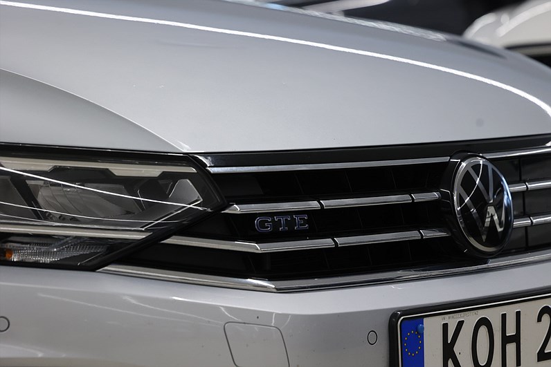 Volkswagen Passat Sportscombi GTE 1.4 TSI 218hk *Hjulkampanj!*