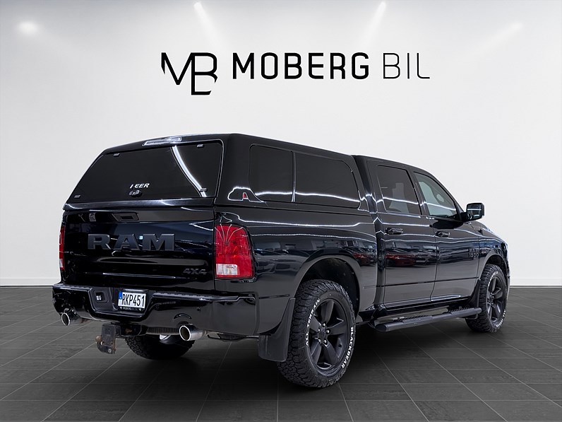 RAM 1500 Classic 5.7 V8 HEMI 4x4 395hk Drag ALPINE B-Kamera