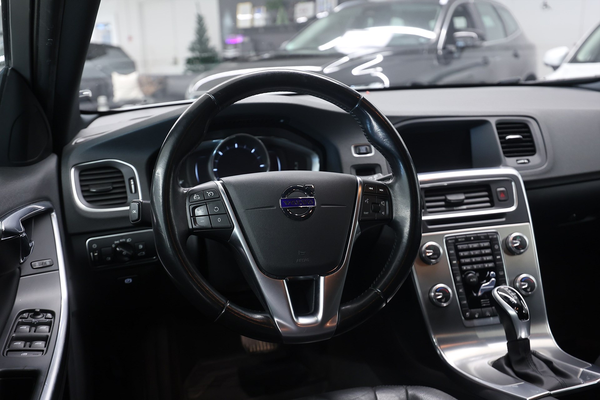 Volvo V60 D4 190hk Summum Värmare B-kamera Navi Skinn