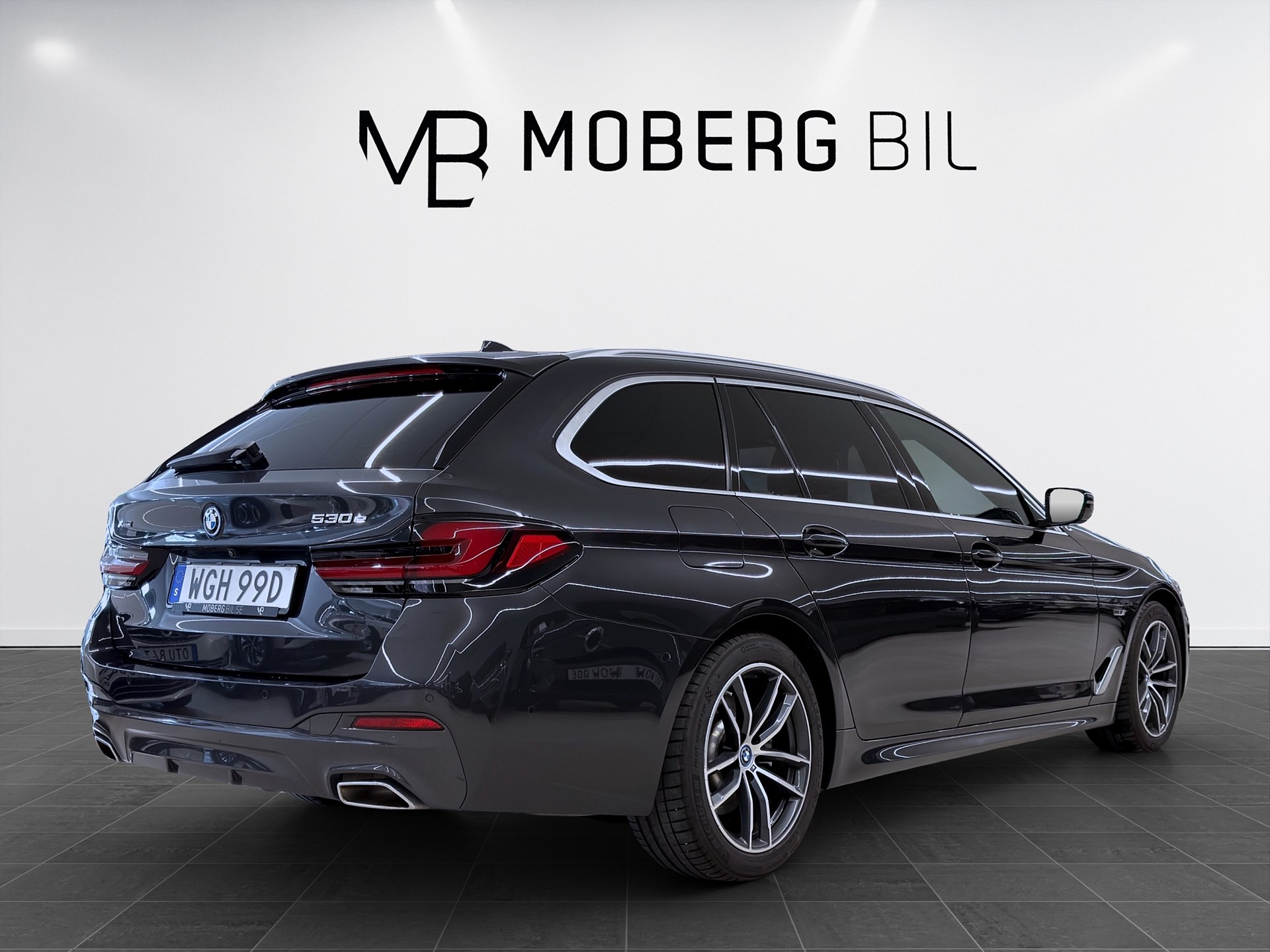 xDrive Touring 292hk Helg på Moberg! M Sport HUD 360 MOMS Navi Drag