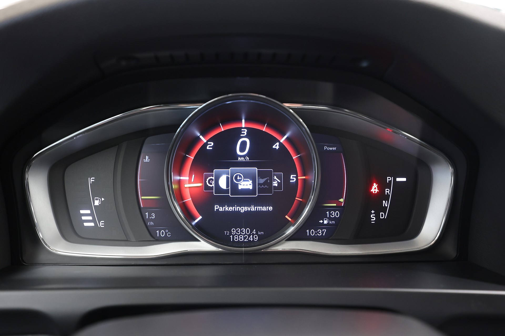 Volvo V60 Cross Country D3 150hk Classic Navi Värmare Keyless